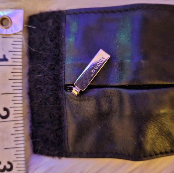 AUTHENTIC GUCCI LEATHER BRACELET WITH SECRET POCKET - Picture 5 of 10